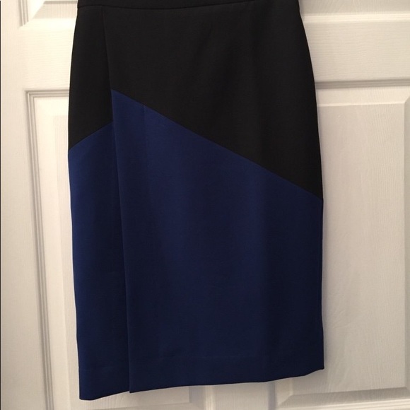 BCBGMAXAZARIA Color-Blocked Pencil Skirt - Picture 3 of 6